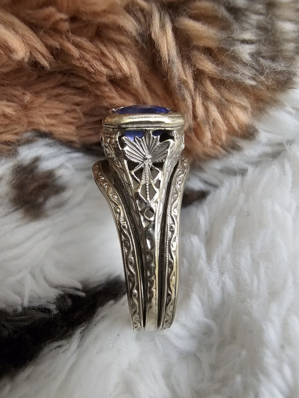 Sapphire Wedding Set - Picture 8 of 9